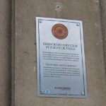 Impacto de los impuestos en el acceso a servicios públicos